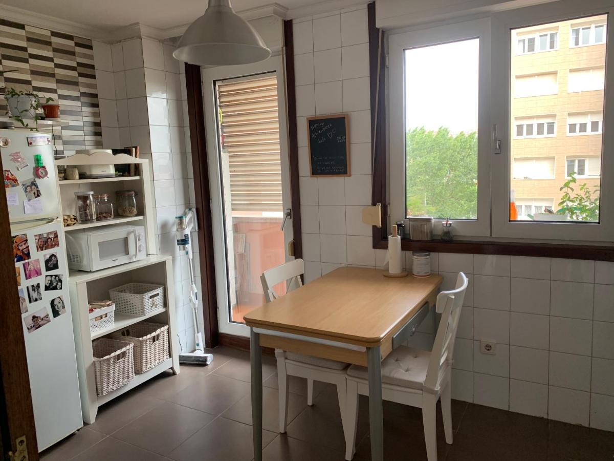 Habitación privada para 2 personas a 10 min de la playa Santander Exterior foto
